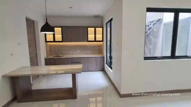 Rumah Baru Semi Furnished Dalam Komplek Jatinegara Jakarta Timur (6)