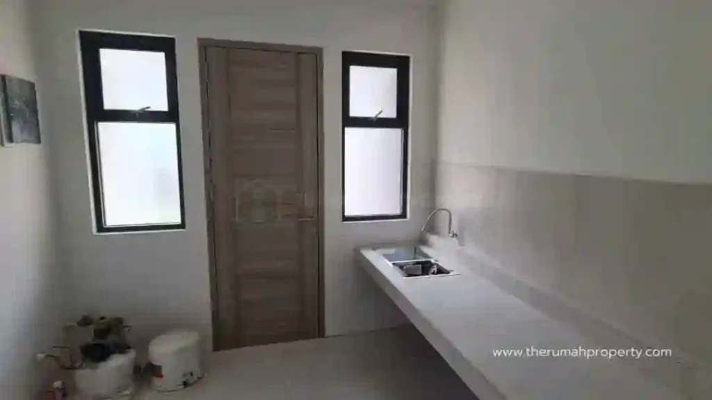 Rumah Baru Semi Furnished Dalam Komplek Jatinegara Jakarta Timur (9)