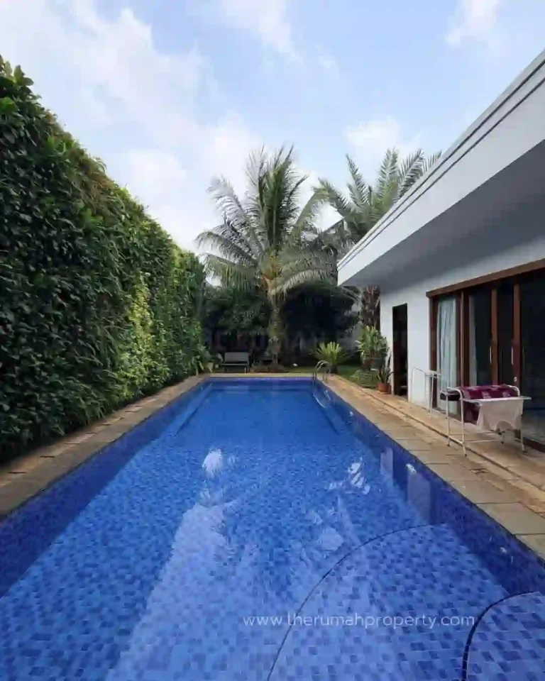 Rumah Cantik 2 Lantai Kondisi Terawat di Ampera Jakarta Selatan (2)
