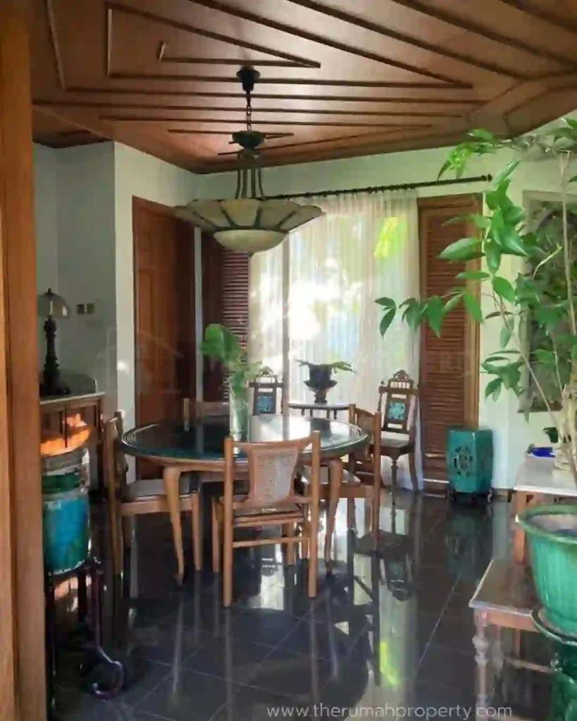 Rumah Cilandak Selangkah ke TB Simatupang Tanah Luas ada Pool Lingkungan Tenang (7)