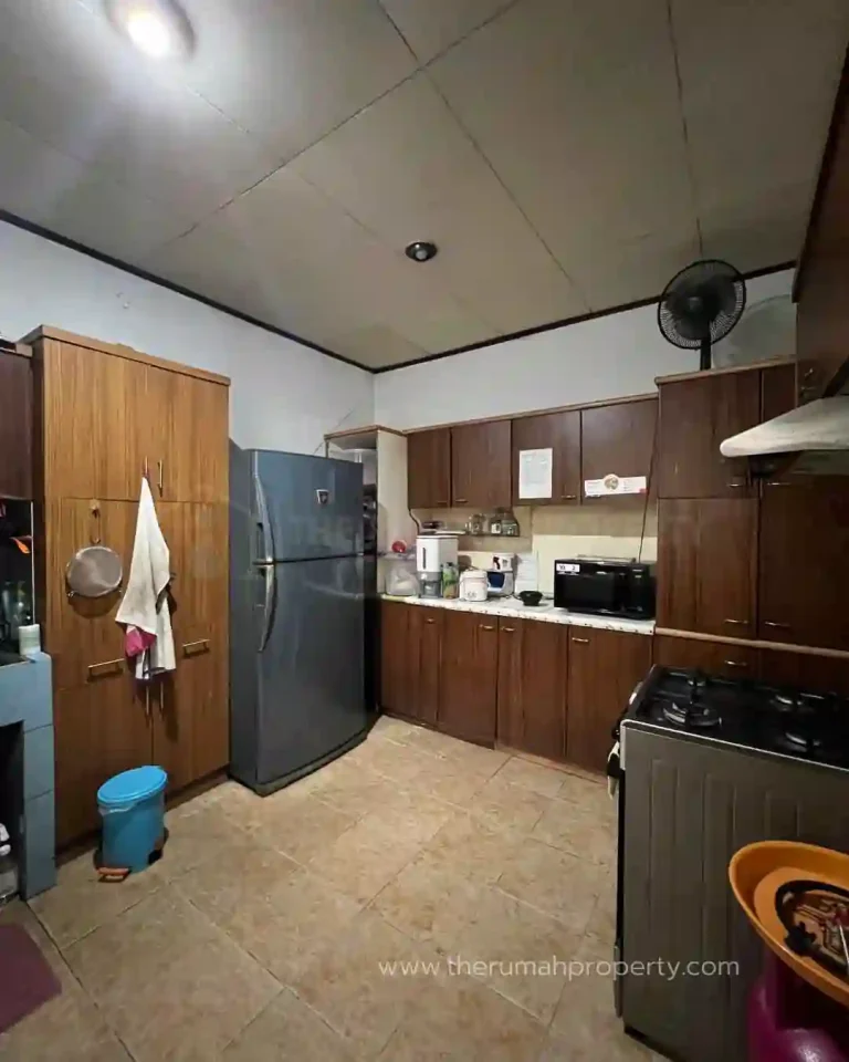 Rumah Dalam Komplek Lebak Bulus Dekat ke MRT Jakarta (7)