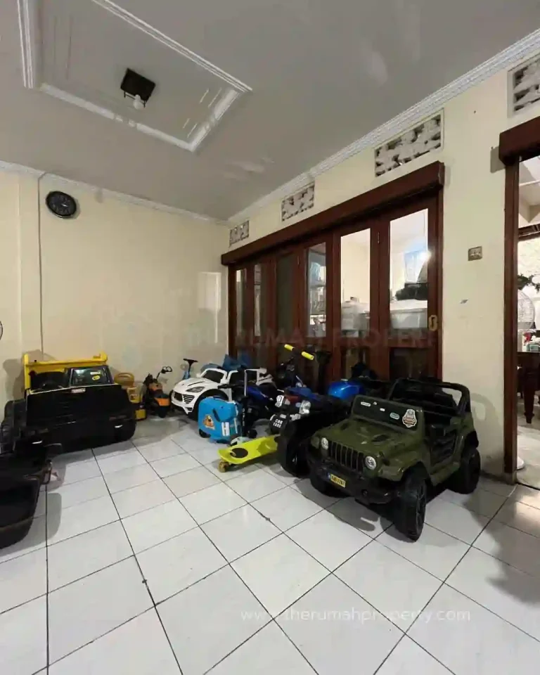 Rumah Dalam Komplek Lebak Bulus Dekat ke MRT Jakarta (8)