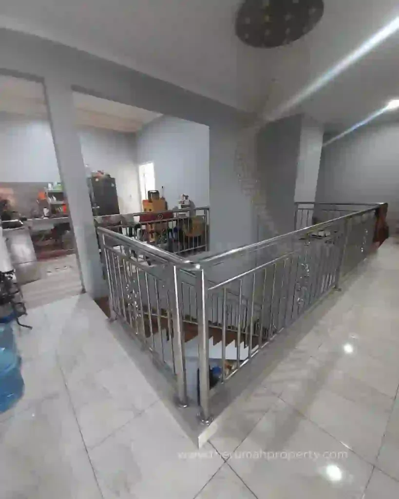 Rumah Dalam Komplek di Jatiwaringin Dekat Pos Security dan Masjid (7)