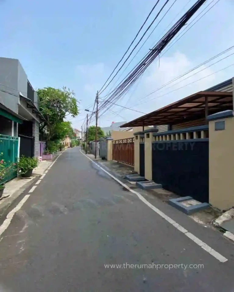 Rumah Dijual di Pengadegan Pancoran Jakarta Selatan Siap Huni (2)