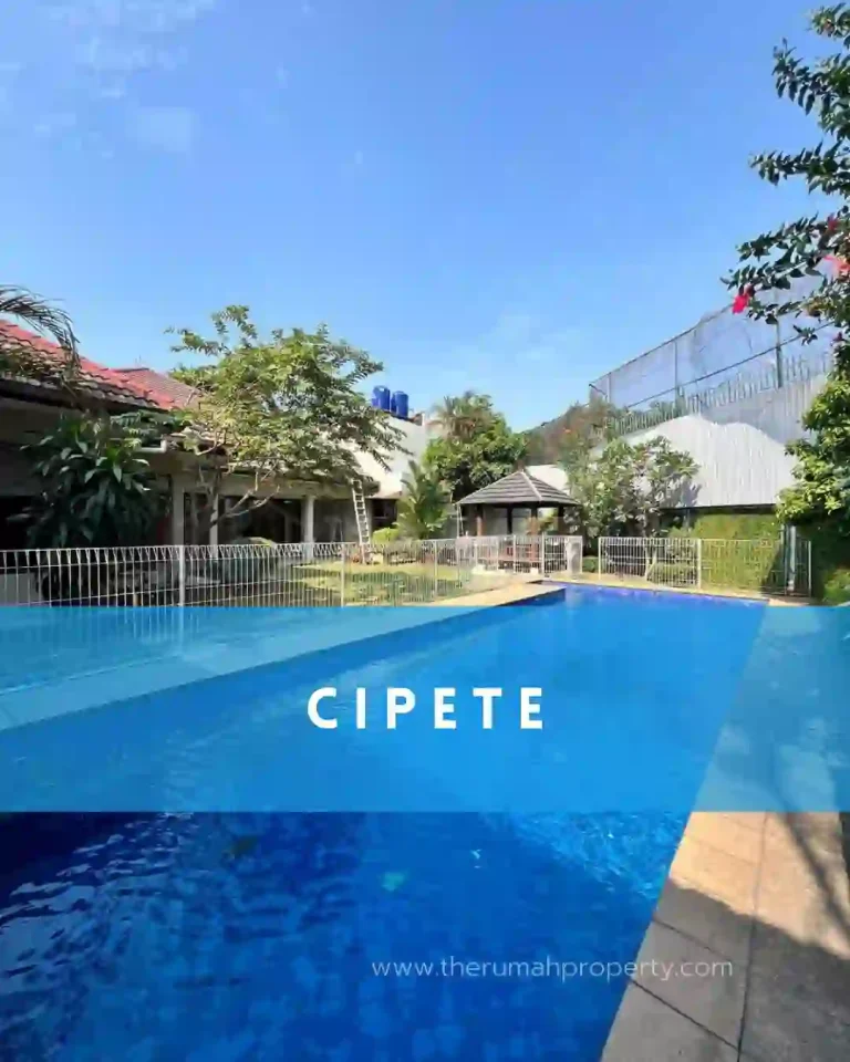 Rumah Halaman Luas dengan Kolam Renang di Cipete 4 Kamar Hadap Selatan (1)