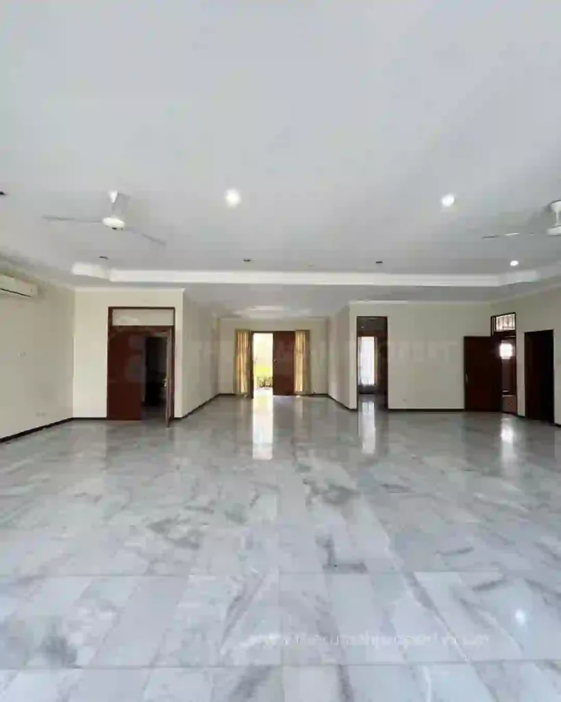 Rumah Halaman Luas dengan Kolam Renang di Cipete 4 Kamar Hadap Selatan (8)