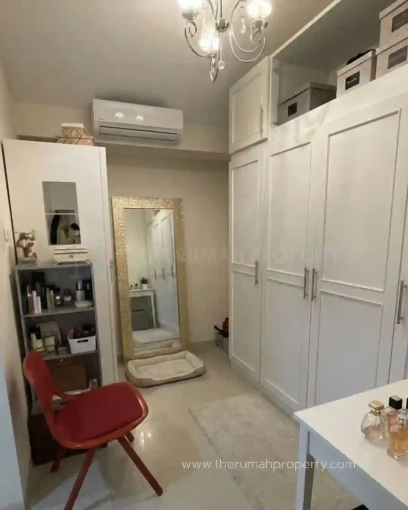 Rumah Harga Murah di Pondok Indah Jakarta Selatan Bisa Nego (6)
