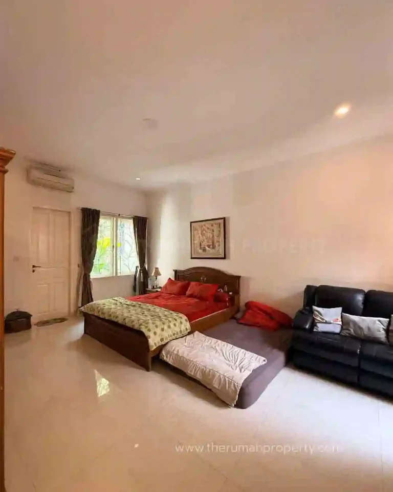 Rumah Hook Perumahan Besar Cinere One Gate Jalan Komplek Lebar (9)