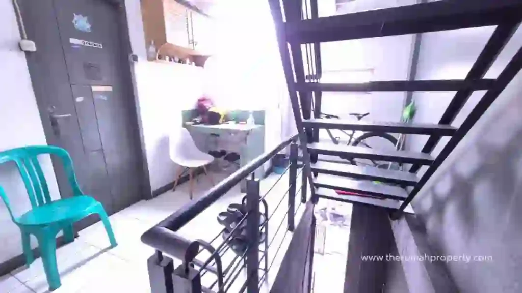 Rumah Kost 3 Lantai 10 Kamar Kebayoran Baru Jakarta Selatan Dijual (3)