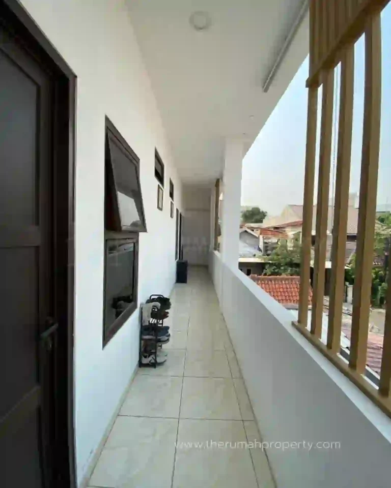 Rumah Kost Harga Murah Posisi Hook di Matraman Menteng Jakarta Pusat (8)