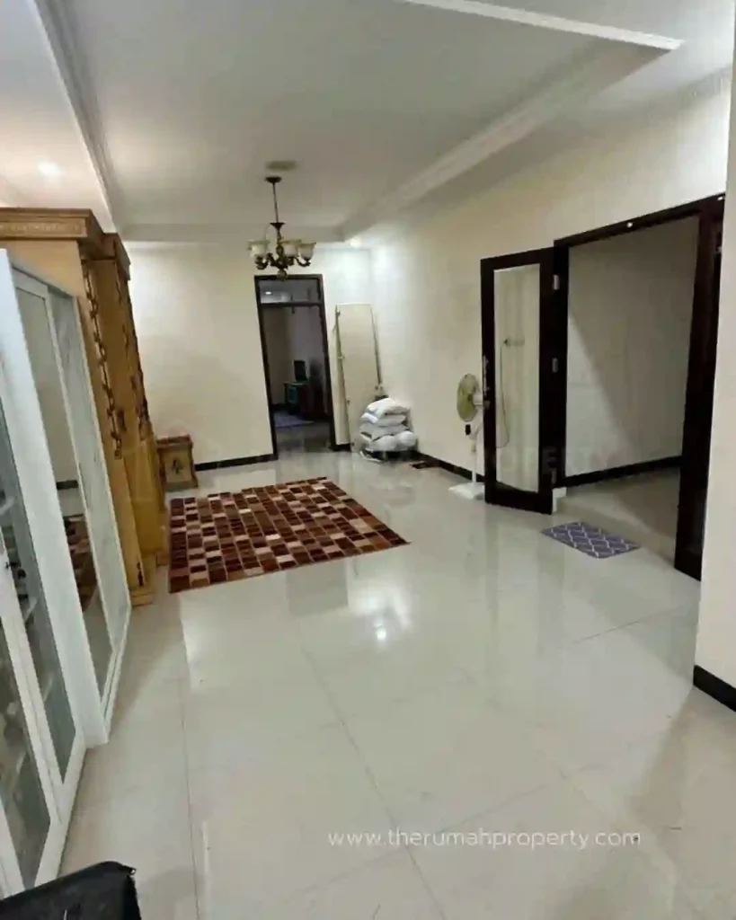 Rumah Pancoran Jaksel 2 Lantai Sudah Renovasi dan Rapi (7)