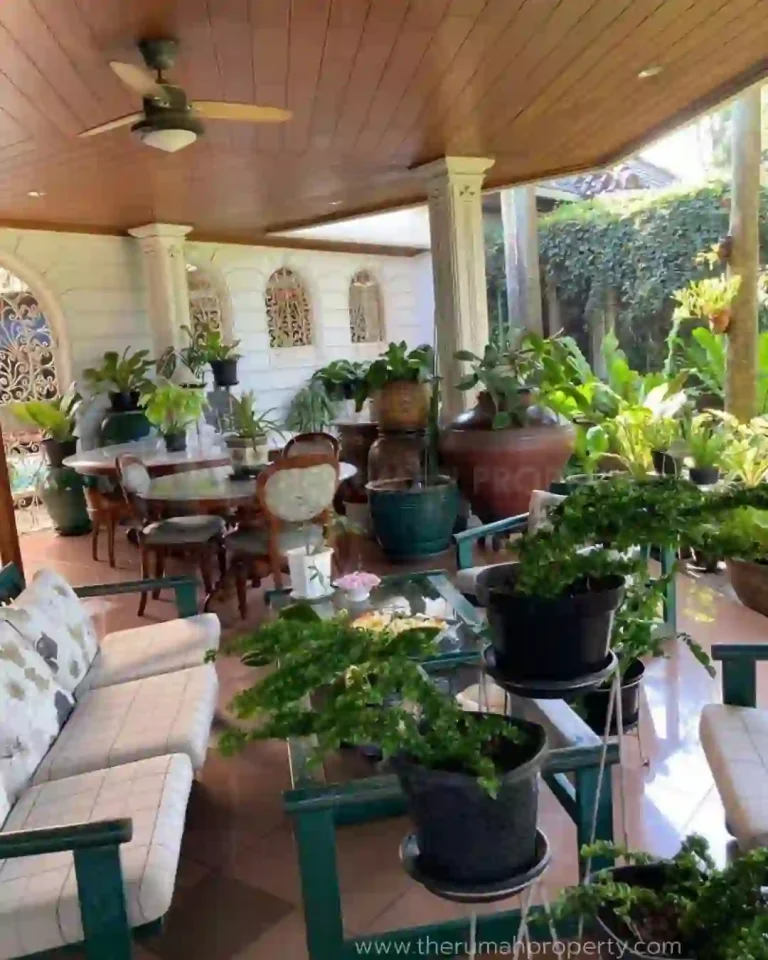 Rumah Private Pool Tanah Luas Layaknya Resort di Cilandak Jakarta Selatan (7)