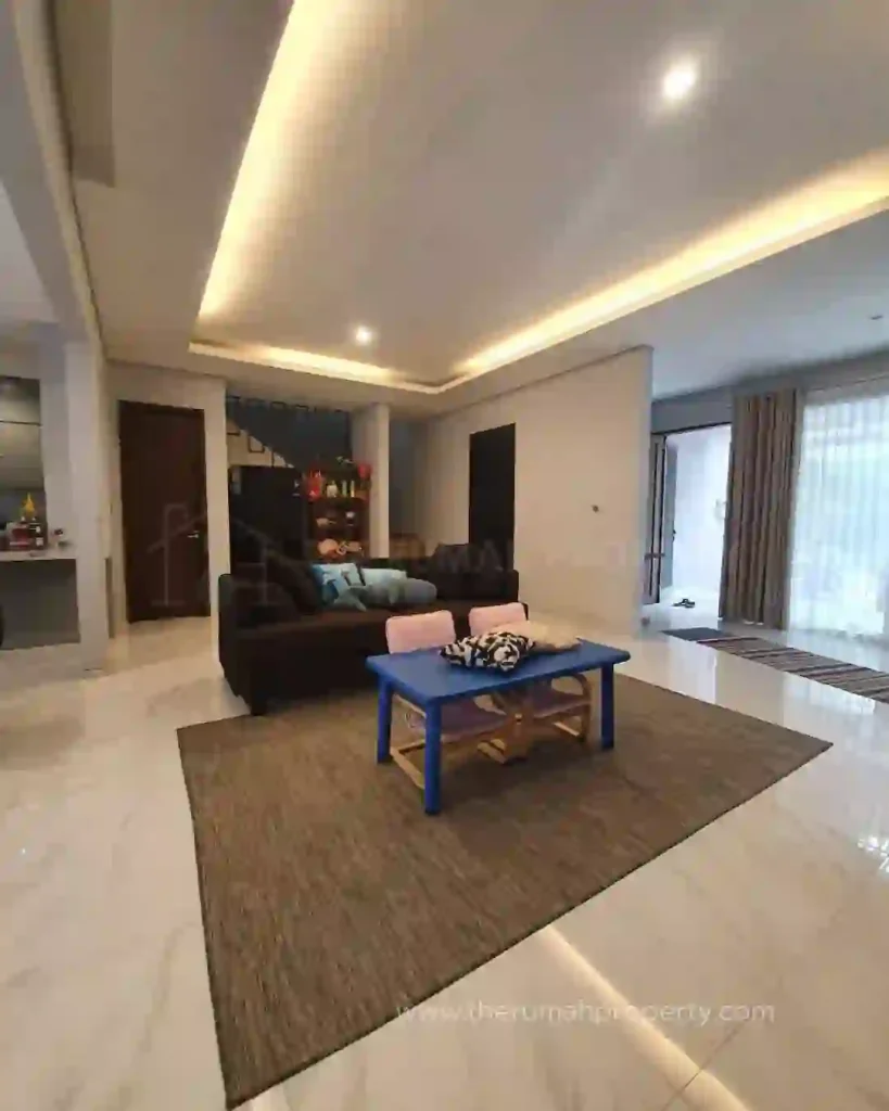 Rumah Semi Furnished Serenia Hills Lebak Bulus Jaksel Lingkungan Cluster Elit (2)