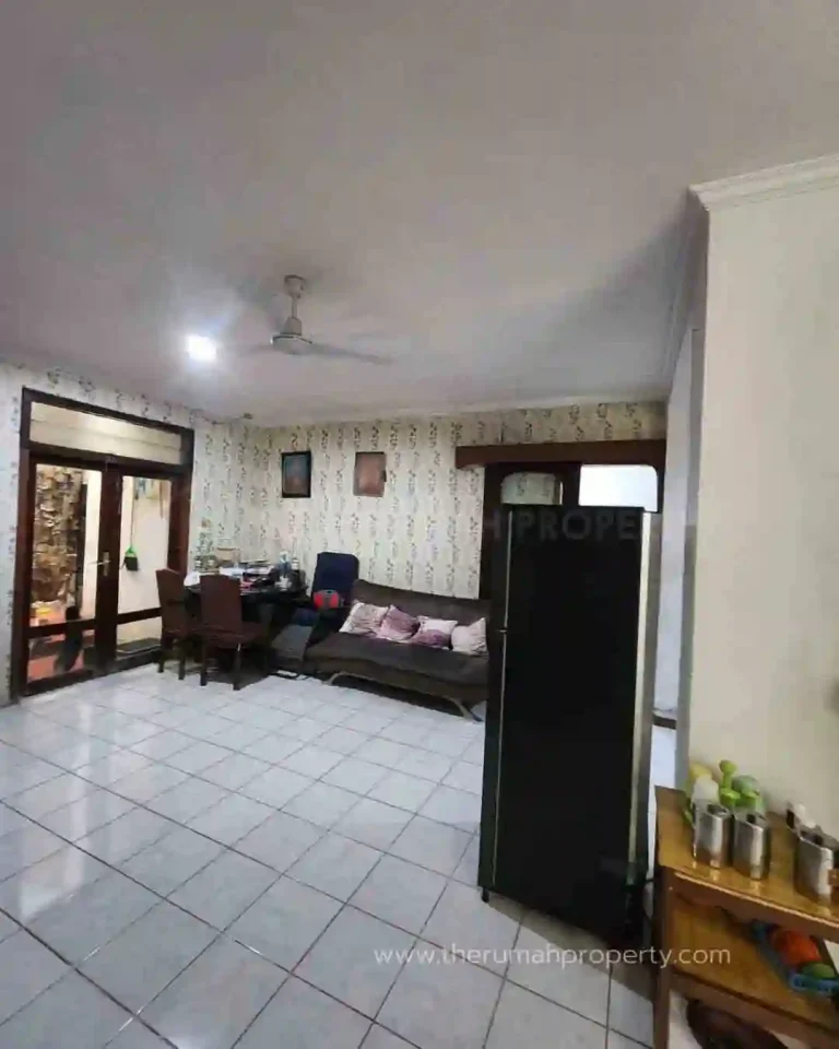 Rumah Tua Dijual Hitung Tanah Kebayoran Baru Ada 3 Kamar Kost (3)