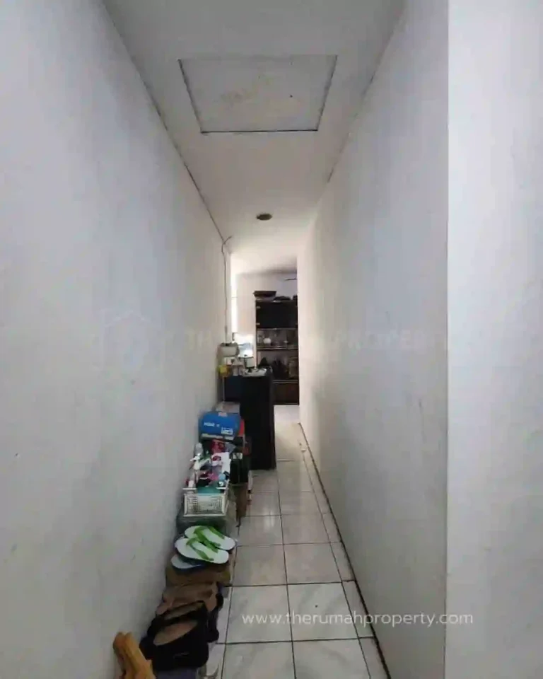 Rumah Tua Dijual Hitung Tanah Kebayoran Baru Ada 3 Kamar Kost (8)