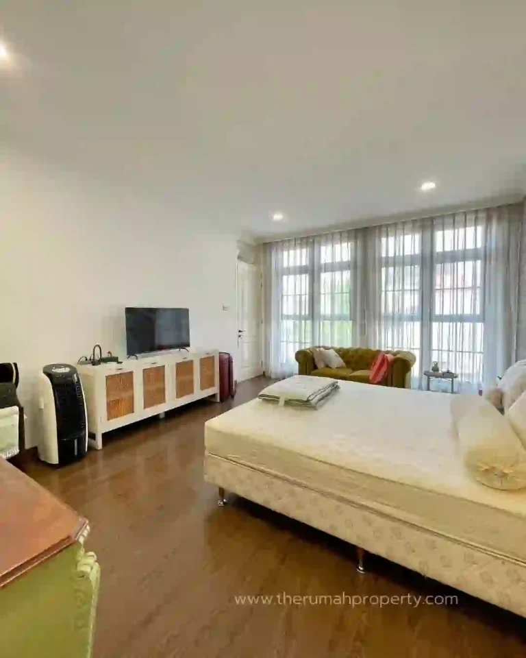 Rumah Veteran Bintaro Siap Huni Desain Modern Tropis dekat ke Bintaro dan Pondok Pinang (10)