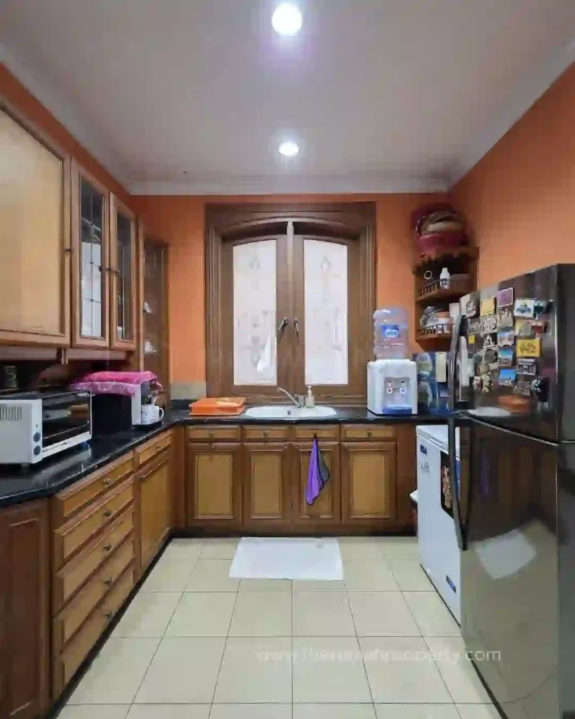 Rumah dijual Harga dibawah NJOP di Kebagusan Tanah Luas dengan Kolam Renang Pribadi (6)