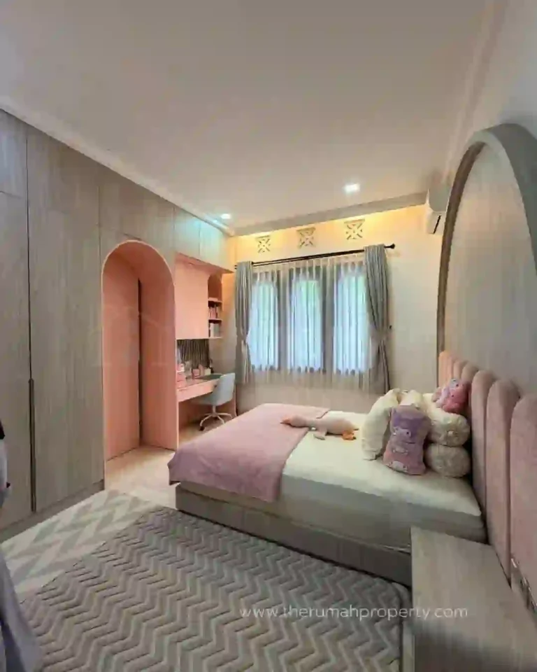 Townhouse Private Pool Semi Furnished Ampera Kemang Jaksel Ada Paviliun (10)