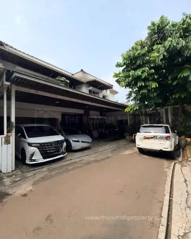 Townhouse Private Pool Semi Furnished Ampera Kemang Jaksel Ada Paviliun (2)