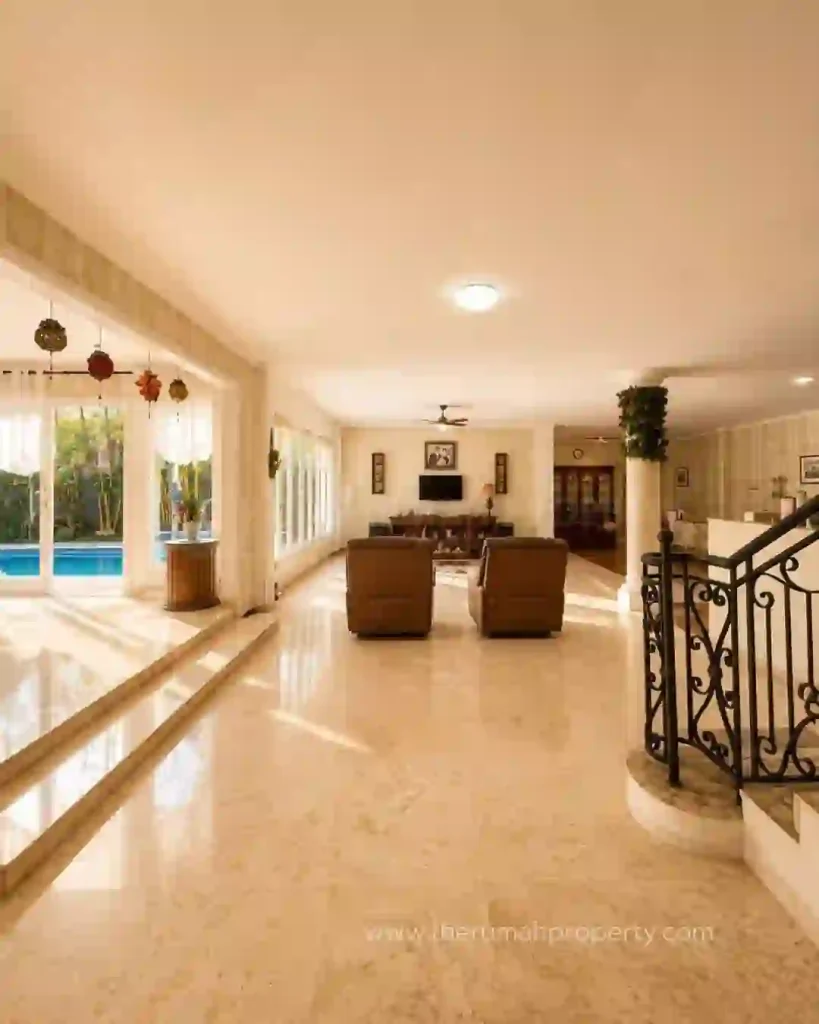 Turun Harga Drastis Rumah Kemang 2 Lantai 9 Kamar Private Pool (5)