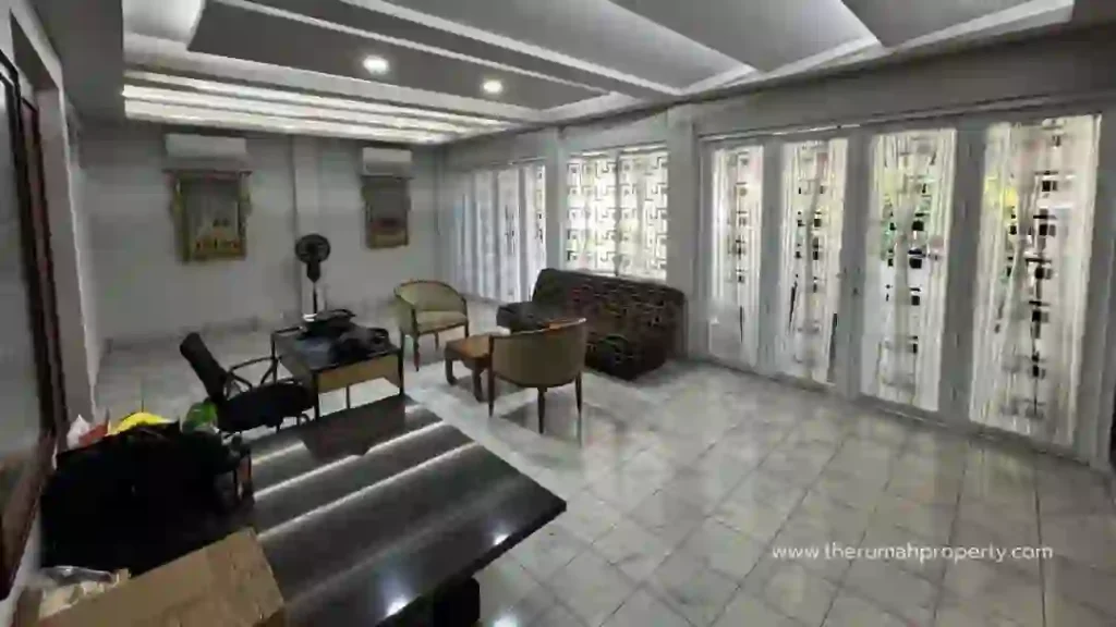 Dijual Rumah di Bintaro Sektor 3A Ada Mess Karyawan Unit Fully Furnished (9)