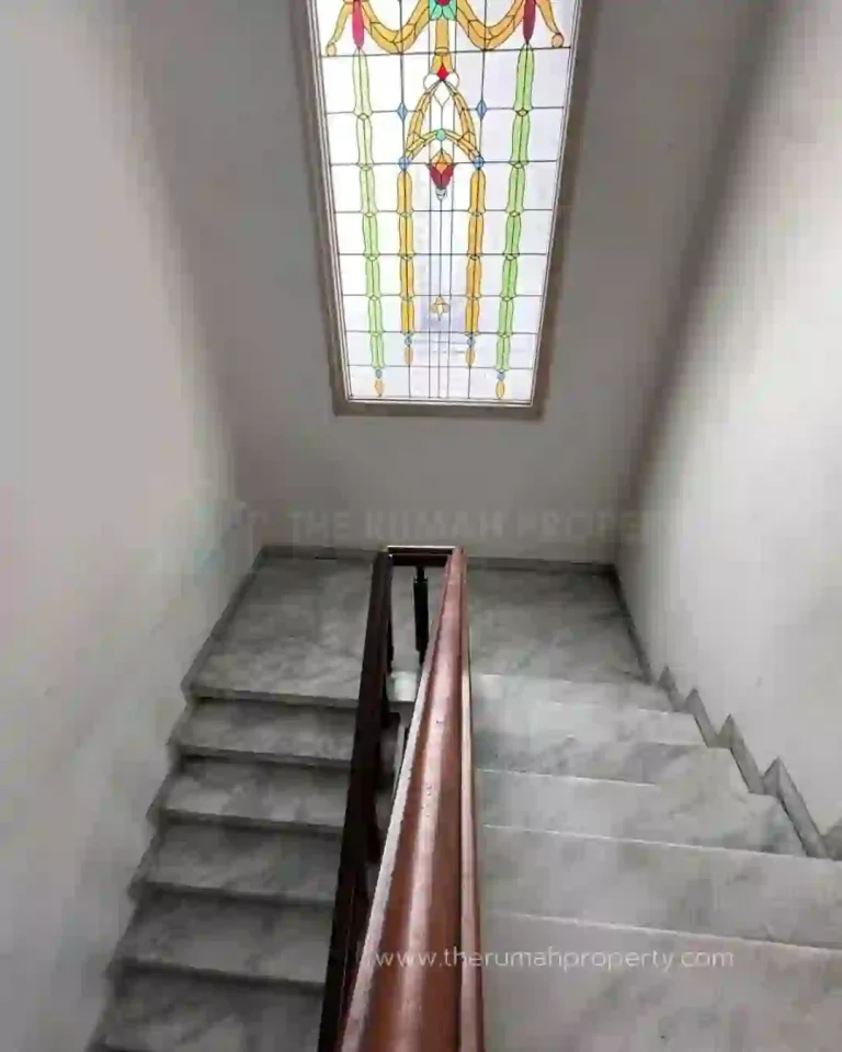 Dijual Rumah di Jalan Kartika Utama Main Road Access Premium & Strategis Location (6)