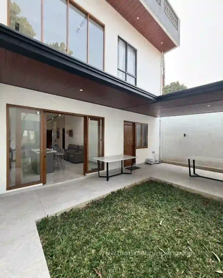 For Sale Brand New House Semi Furnished Lingkungan Tenang di Cipete (3)