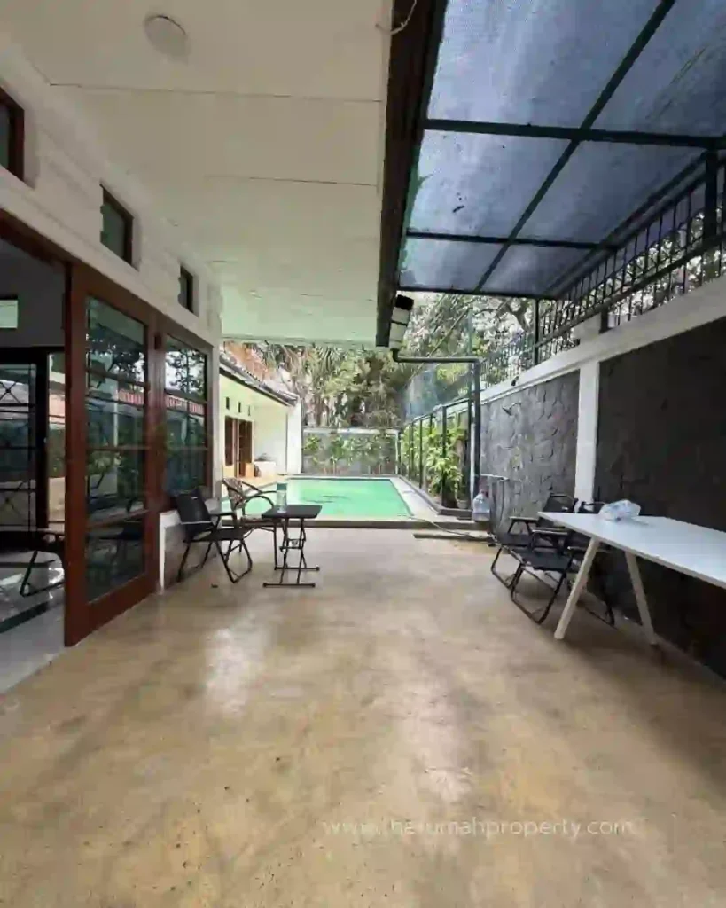 For Sale Cipete Rumah Terawat Dengan Kolam Renang Pribadi Siap Huni (5)