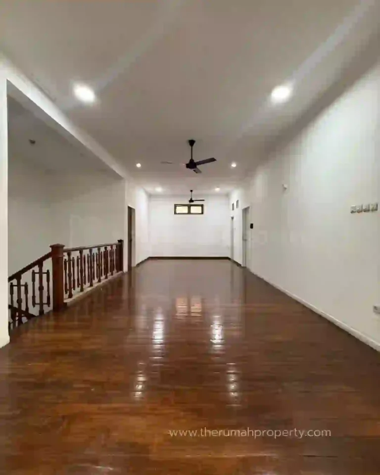 For Sale Cipete Rumah Terawat Dengan Kolam Renang Pribadi Siap Huni (8)