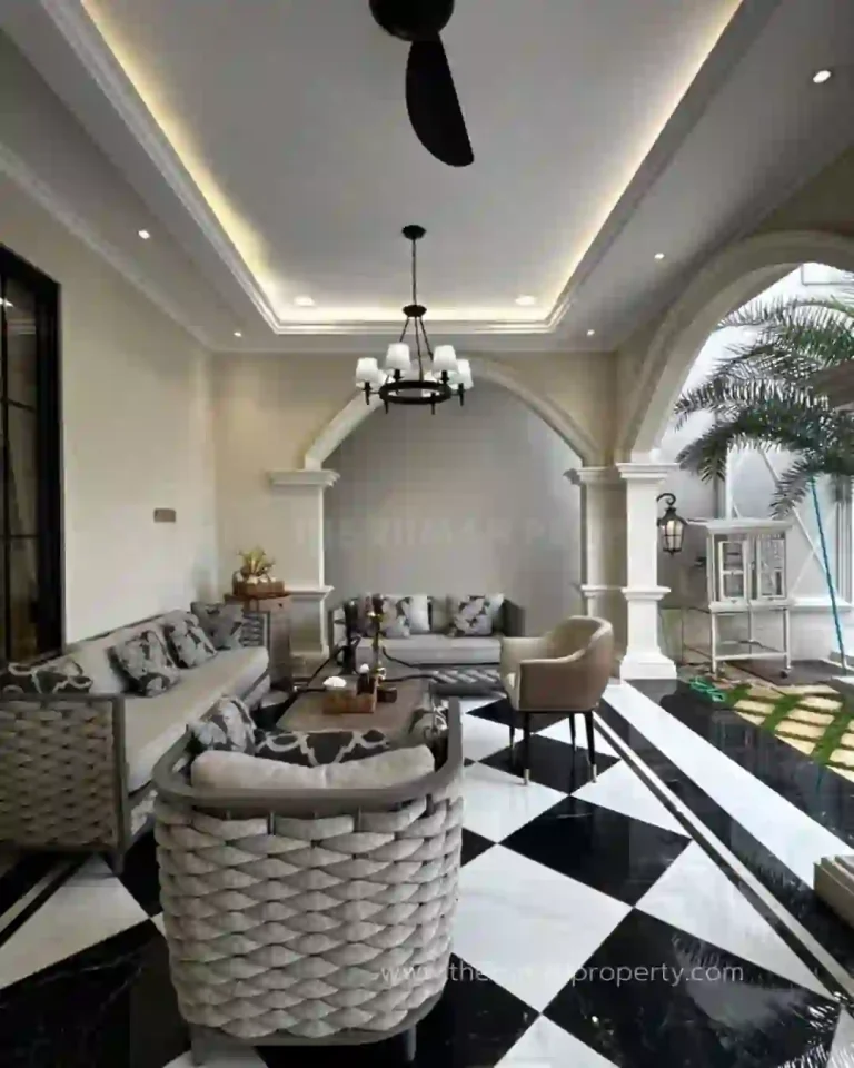 For Sale Luxury House Jagakarsa Fully Furnished Private Lift & Swimming Pool (3)