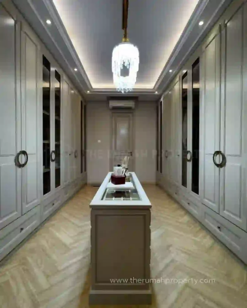 For Sale Luxury House Jagakarsa Fully Furnished Private Lift & Swimming Pool (8)