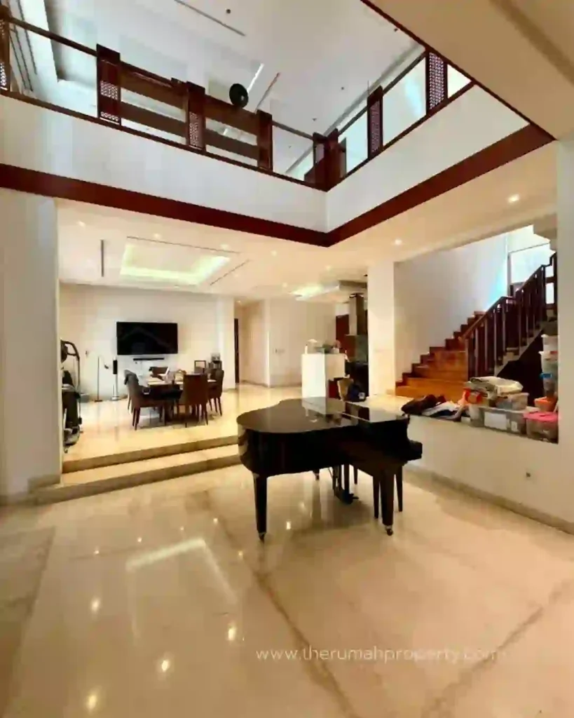 For Sale Luxury Modern Tropical House at Patra Kuningan Premium Location (4)