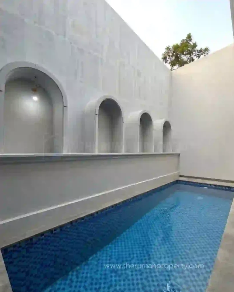 For Sale Modern Classic House Bintaro Sektor 9 Fasilitas Kolam Renang Pribadi (2)