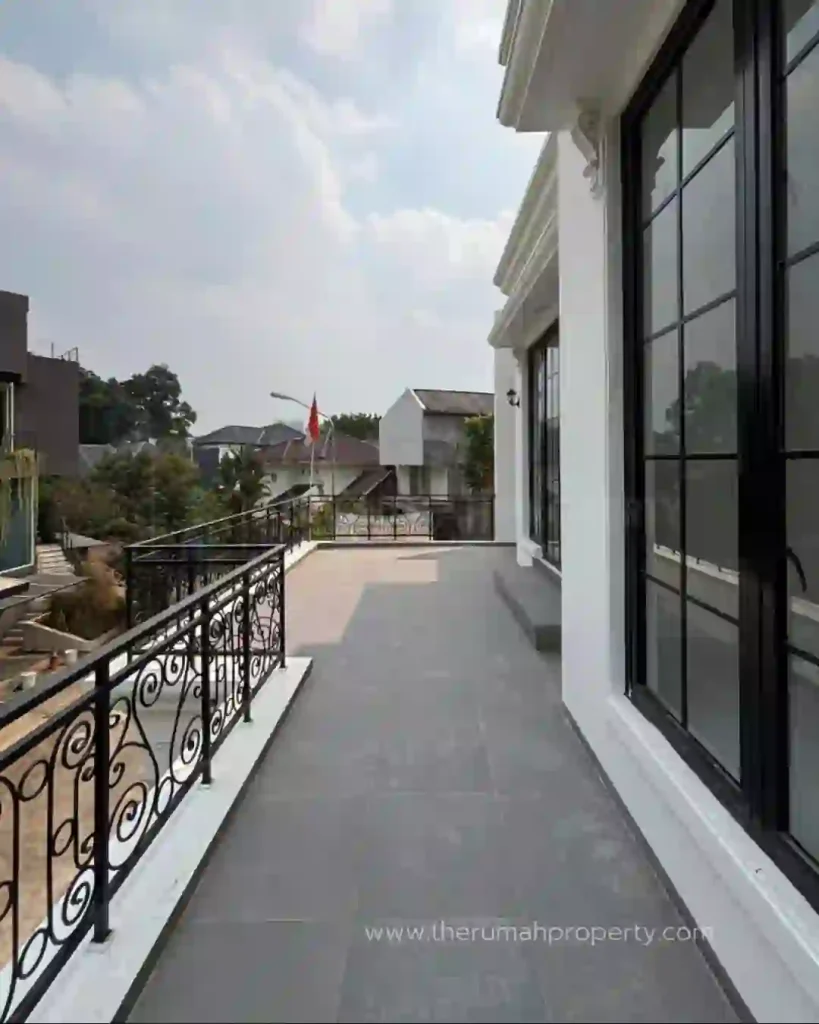 For Sale Modern Classic House Bintaro Sektor 9 Fasilitas Kolam Renang Pribadi (7)