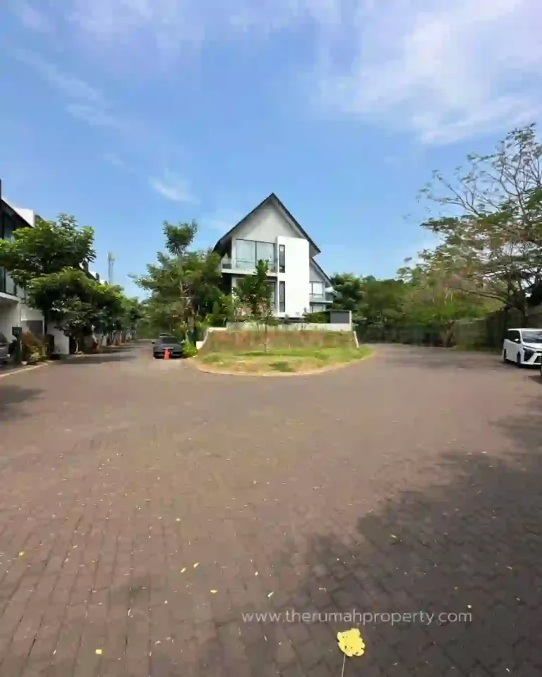 For Sale Serenia Hills Lebak Bulus Fully Furnished Private Pool (2)