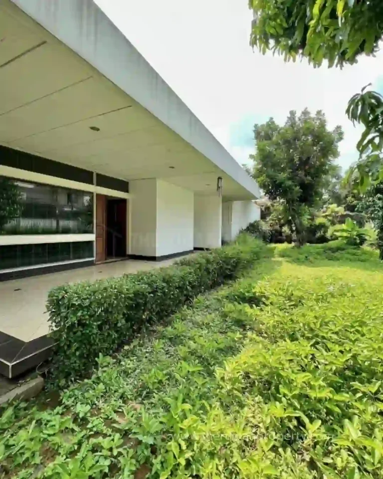 Jual Rumah 1 Lantai Harga Dibawah NJOP di Kemang Dekat ke Kemang Raya (3)