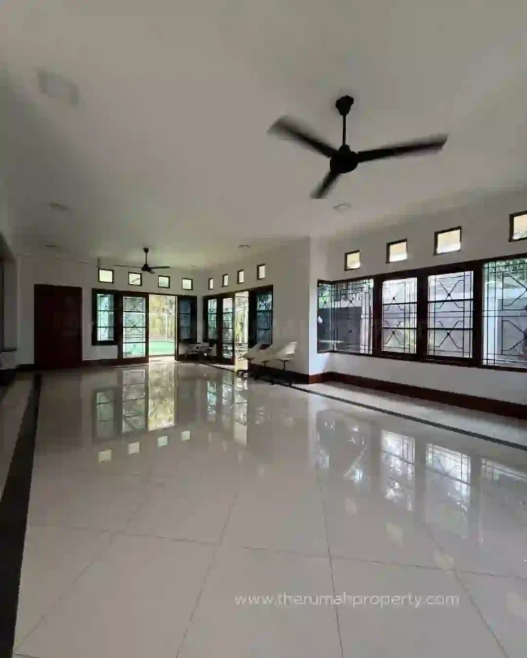 Jual Rumah 2 Lantai Cipete Private Pool Lingkungan Tenang (7)