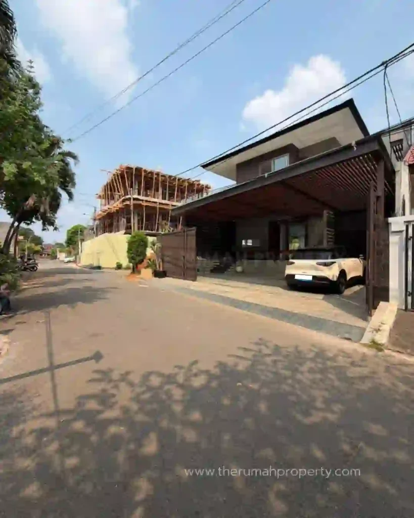 Jual Rumah Bagus di Perumahan Pondok Indah Area Tenang Jalan Lebar Nyaman (2)