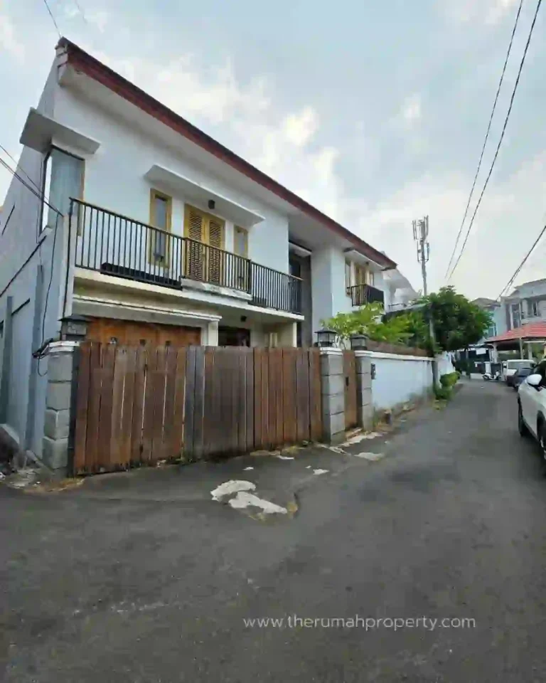 Jual Rumah di Tebet Jaksel Akses Mudah ke Mal Casablanca dan Tebet Eco Park (2)