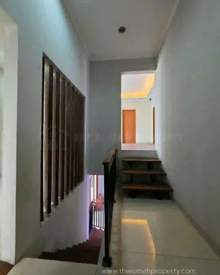Jual Rumah di Tebet Jaksel Akses Mudah ke Mal Casablanca dan Tebet Eco Park (7)
