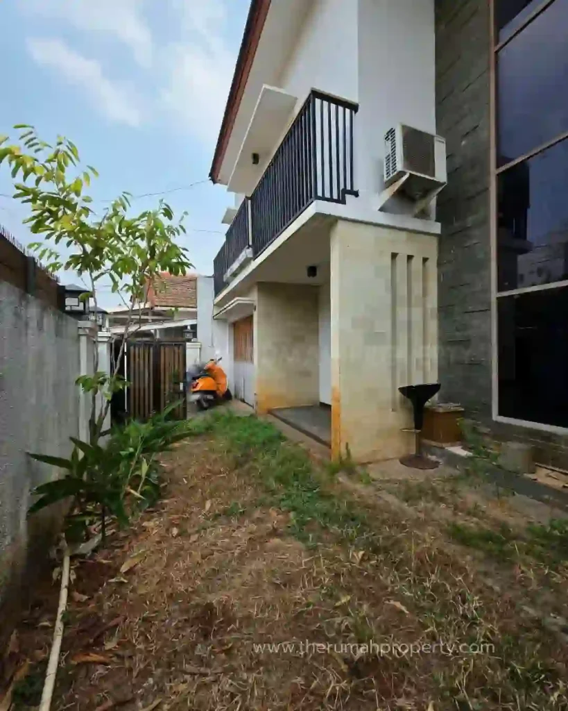 Rumah 2 Lantai Akses Jalan 2 Mobil Tebet Barat Garasi 2 Mobil (2)