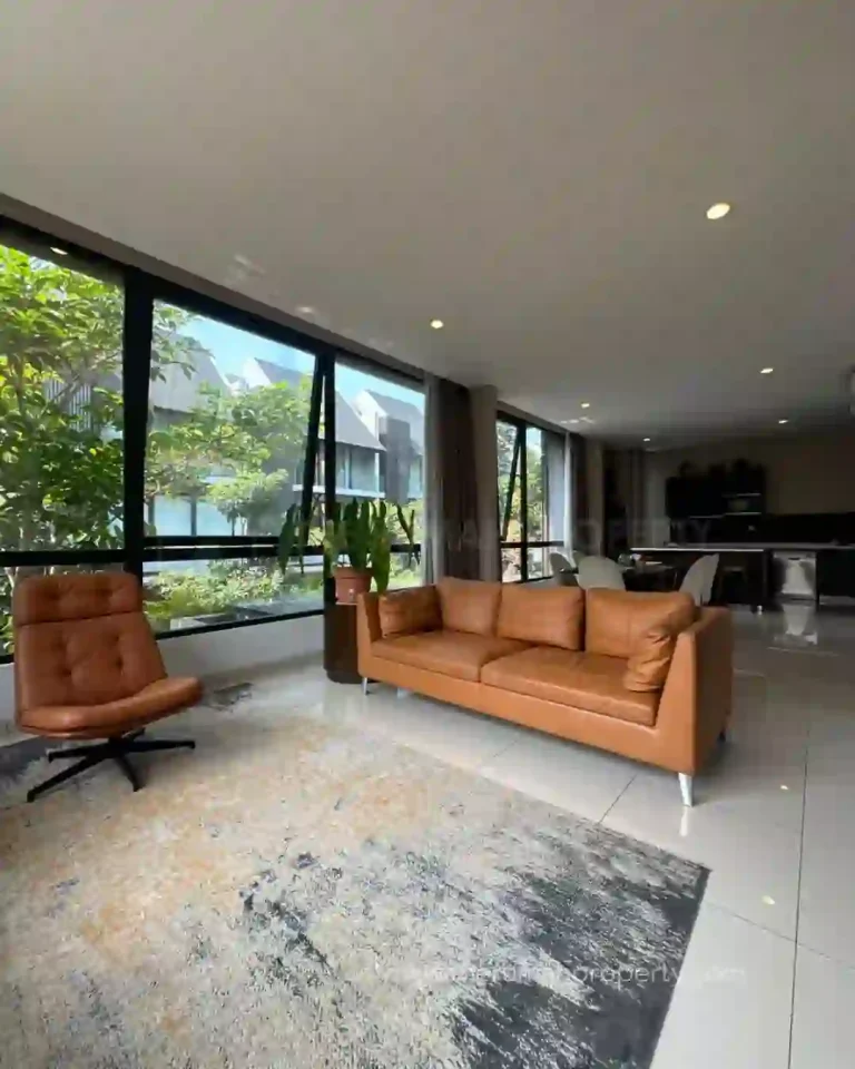 Rumah 3 Lantai hook Lay Out Custom Cluster Sierra Serenia Hills (4)