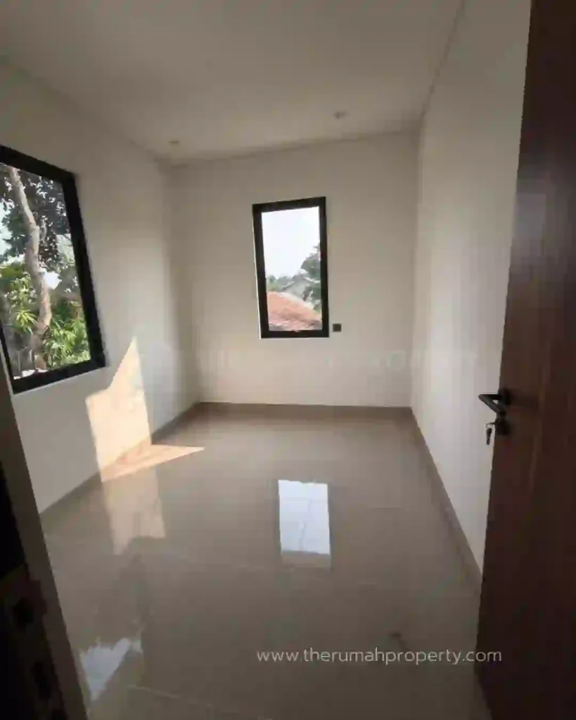 Rumah Baru Bintaro Sektor 9 Dalam Cluster Keamanan 24 Jam (9)