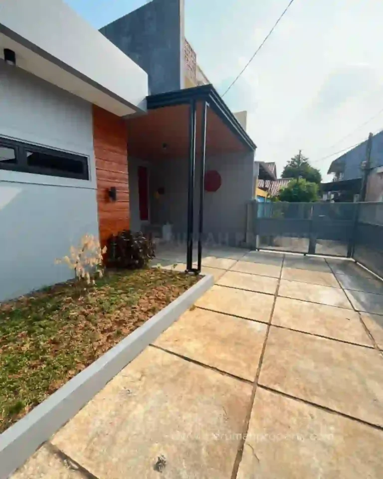 Rumah Beji Depok Unit Baru Siap Huni Full Renovasi Halaman Depan Luas (2)