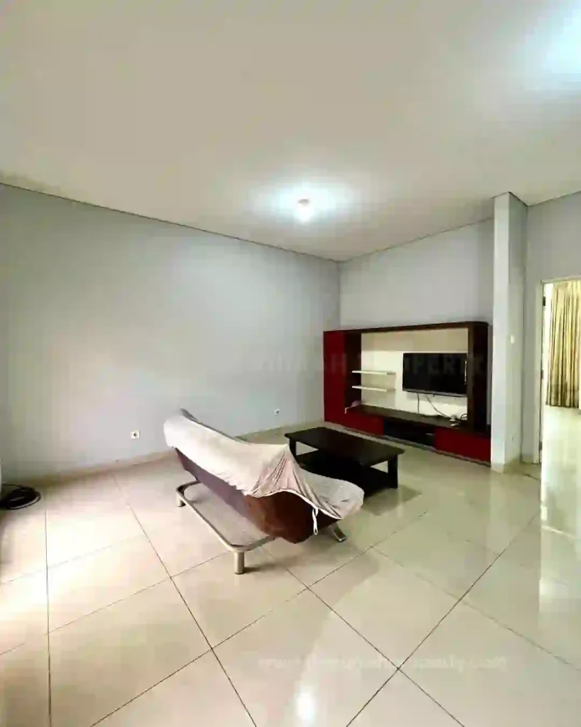 Rumah Fully Furnished Dalam Cluster di Pondok Pinang Fasum Kolam Renang (9)
