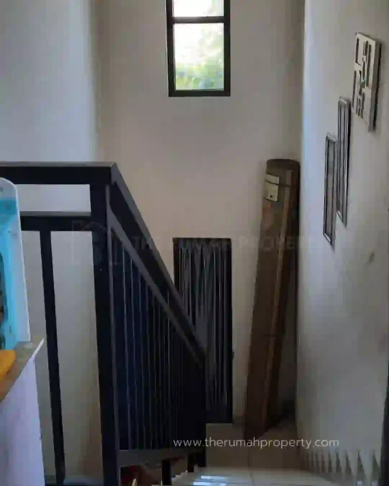 Rumah Hook 2 Lantai Dalam Cluster di Cijantung Jakarta Timur (6)