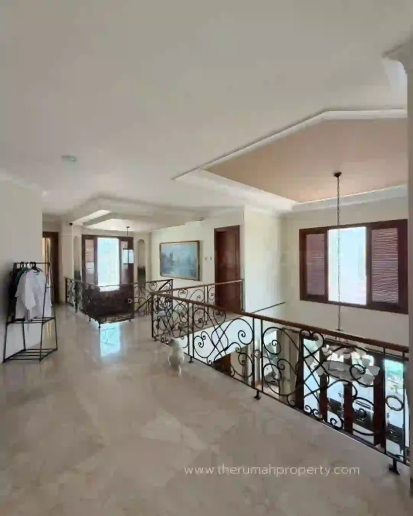 Rumah Hook Prime Location Pondok Indah Jaksel Hadap Barat Selatan (8)