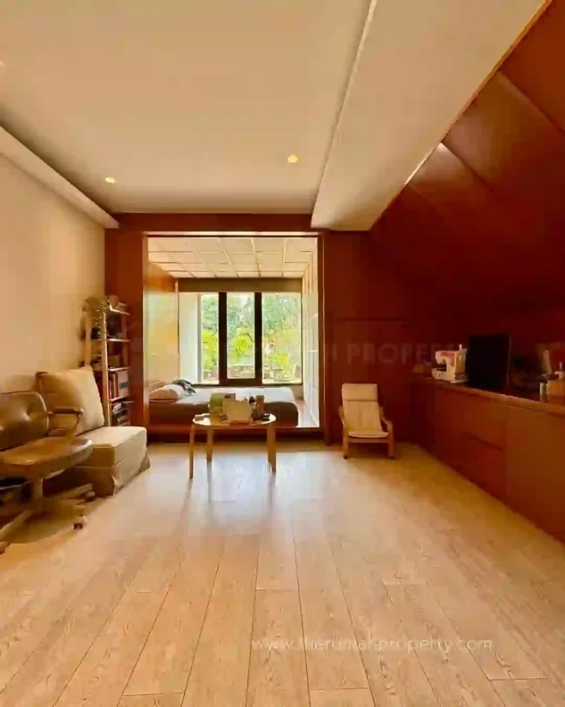 Rumah Hook Private Pool Dukuh Patra Kuningan Dengan Pos Security Pribadi (10)