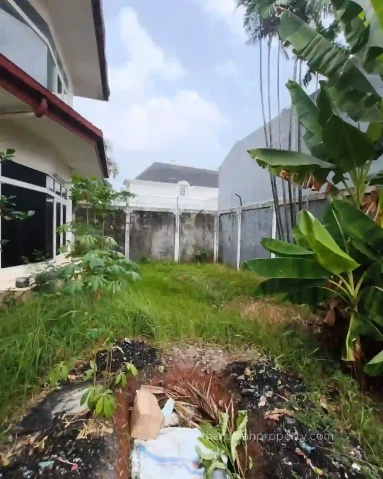 Rumah Lama Siap Huni Ada Kolam Renang Harga Nego di Cipete Jakarta Selatan (3)