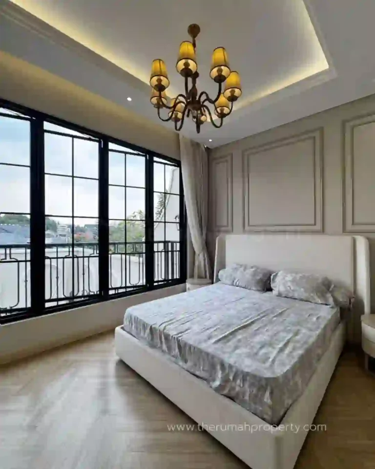 Rumah Mewah Bergaya American Classic Unit Furnished Jagakarsa Jakarta Selatan (8)